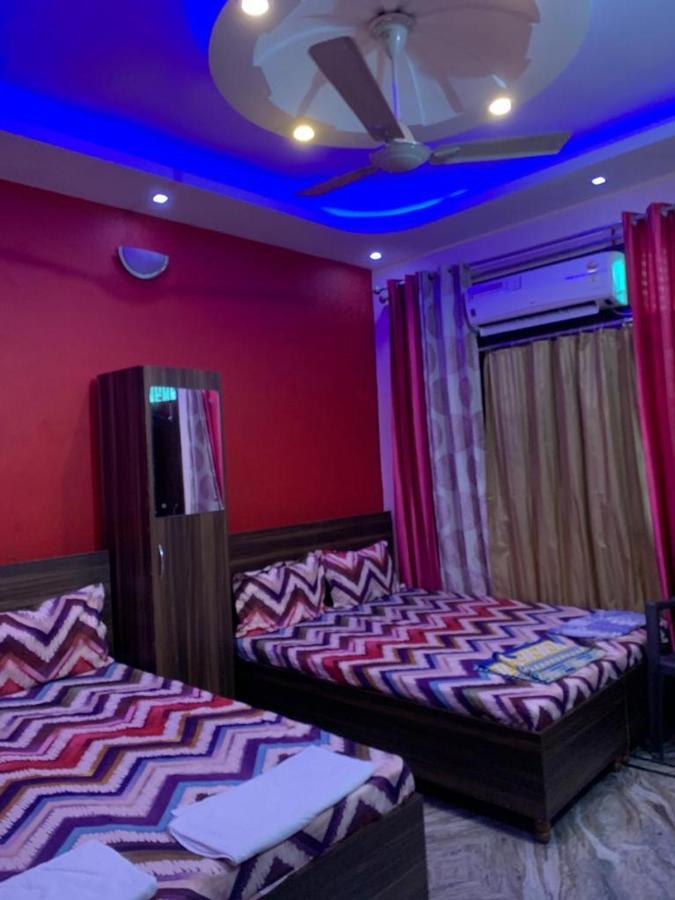 S4 Home Stay Hotel - Five Mint Walk From Golden Temple Amritsar Exterior photo